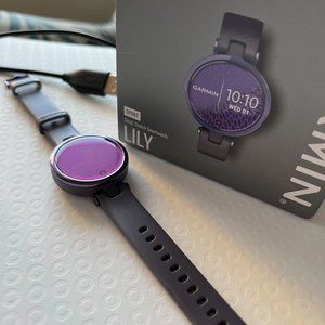 GARMIN Lily™ - Sport Edition Smartwatch